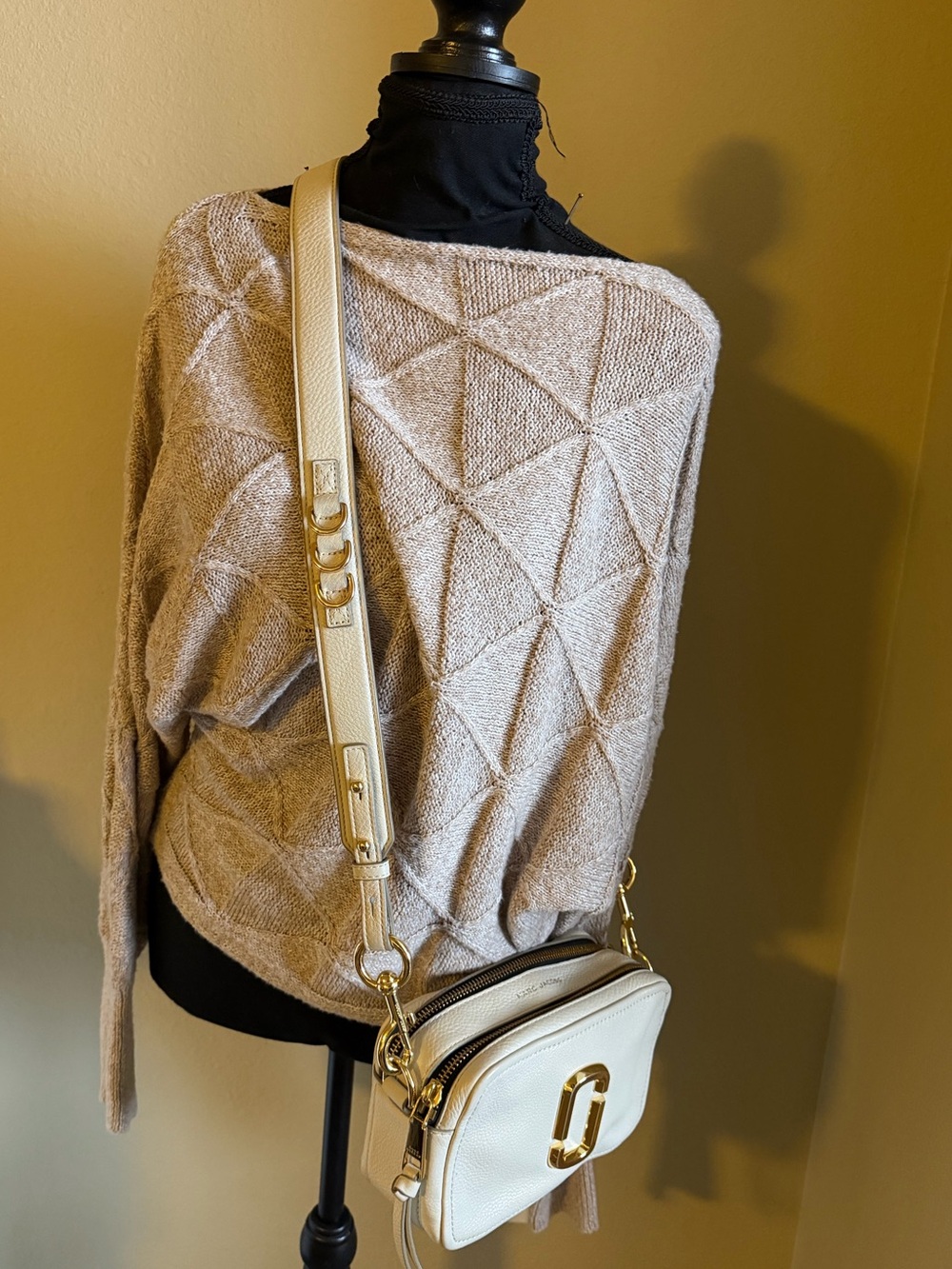 Beautiful! Marc Jacobs Soft Shot Cream Leather Crossbody Bag - Picture 13 of 13